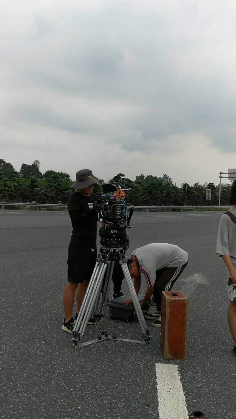 鸡西TVC拍摄公司：唤醒集体记忆，构建跨代际沟通桥梁